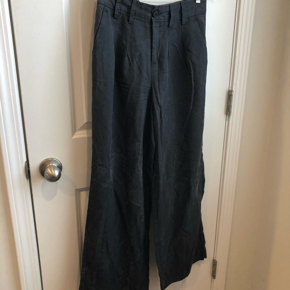 Banana Republic Wide leg Pants Black Charcoal Gray Trousers 4 Long Women Pant